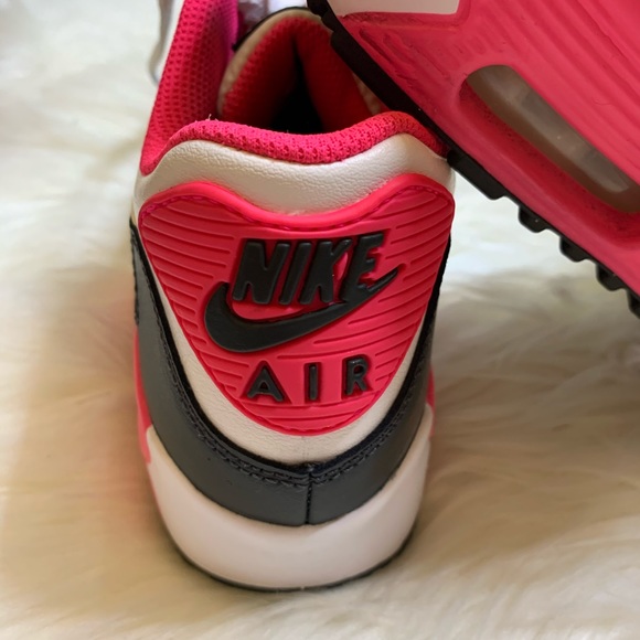Nike Shoes - Nike air max 90. Size 5Y, uk 4.5, (6,5 in women).
